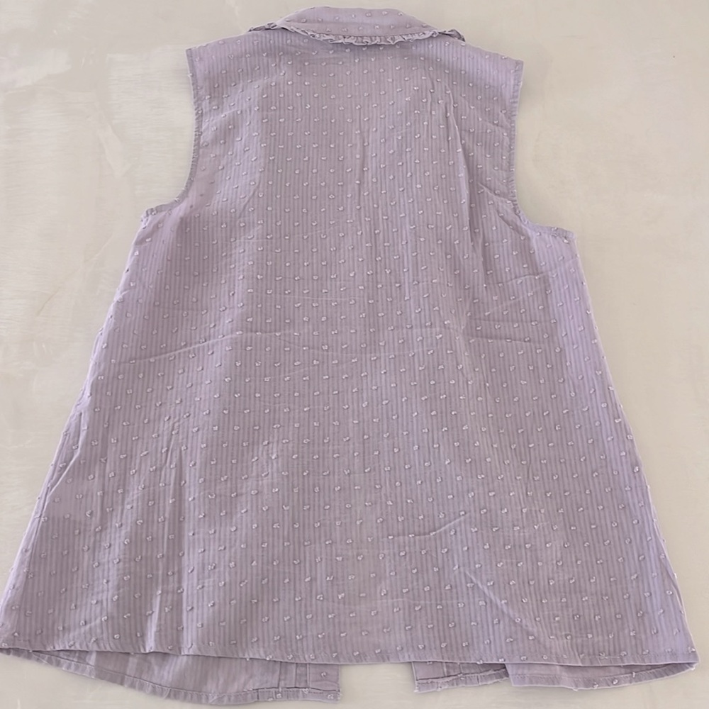 Modcloth chenille dot sleeveless blouse - Picture 3 of 5